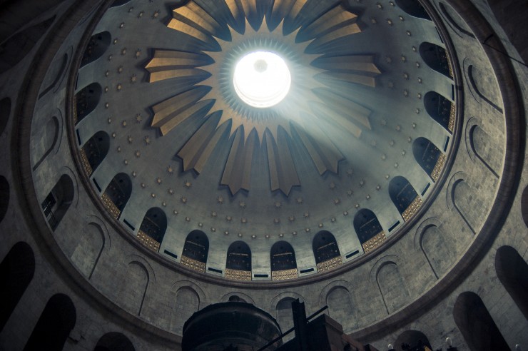 ceiling-of-holy-sepulchre-featured-w740x492