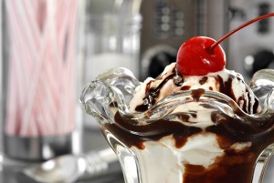 ice-cream-sundae-w600